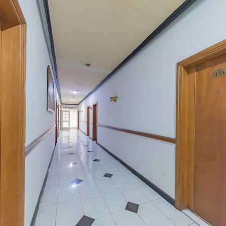 Urbanview Hotel Crown Tasikmalaya By Reddoorz Exteriér fotografie