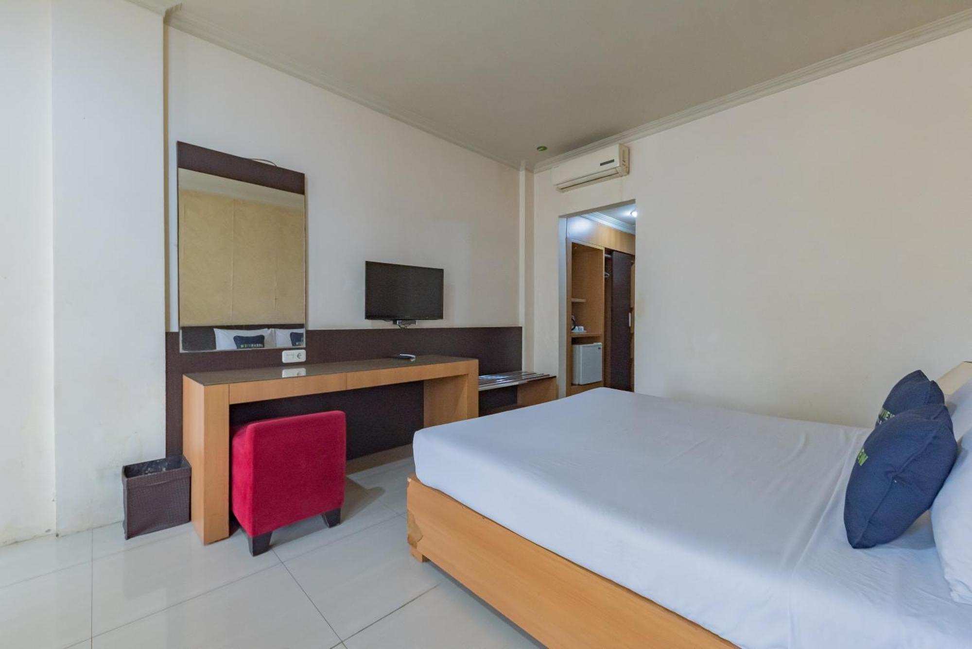Urbanview Hotel Crown Tasikmalaya By Reddoorz Exteriér fotografie