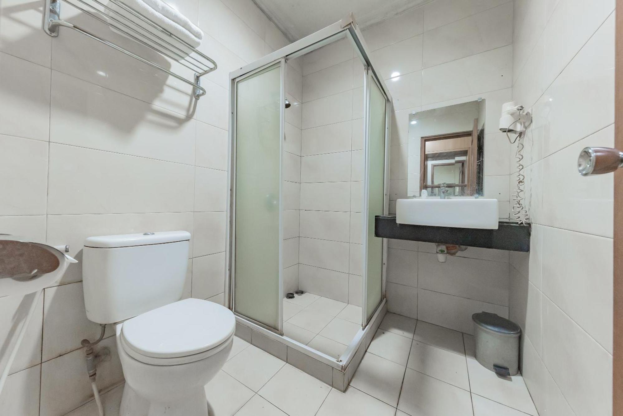Urbanview Hotel Crown Tasikmalaya By Reddoorz Exteriér fotografie