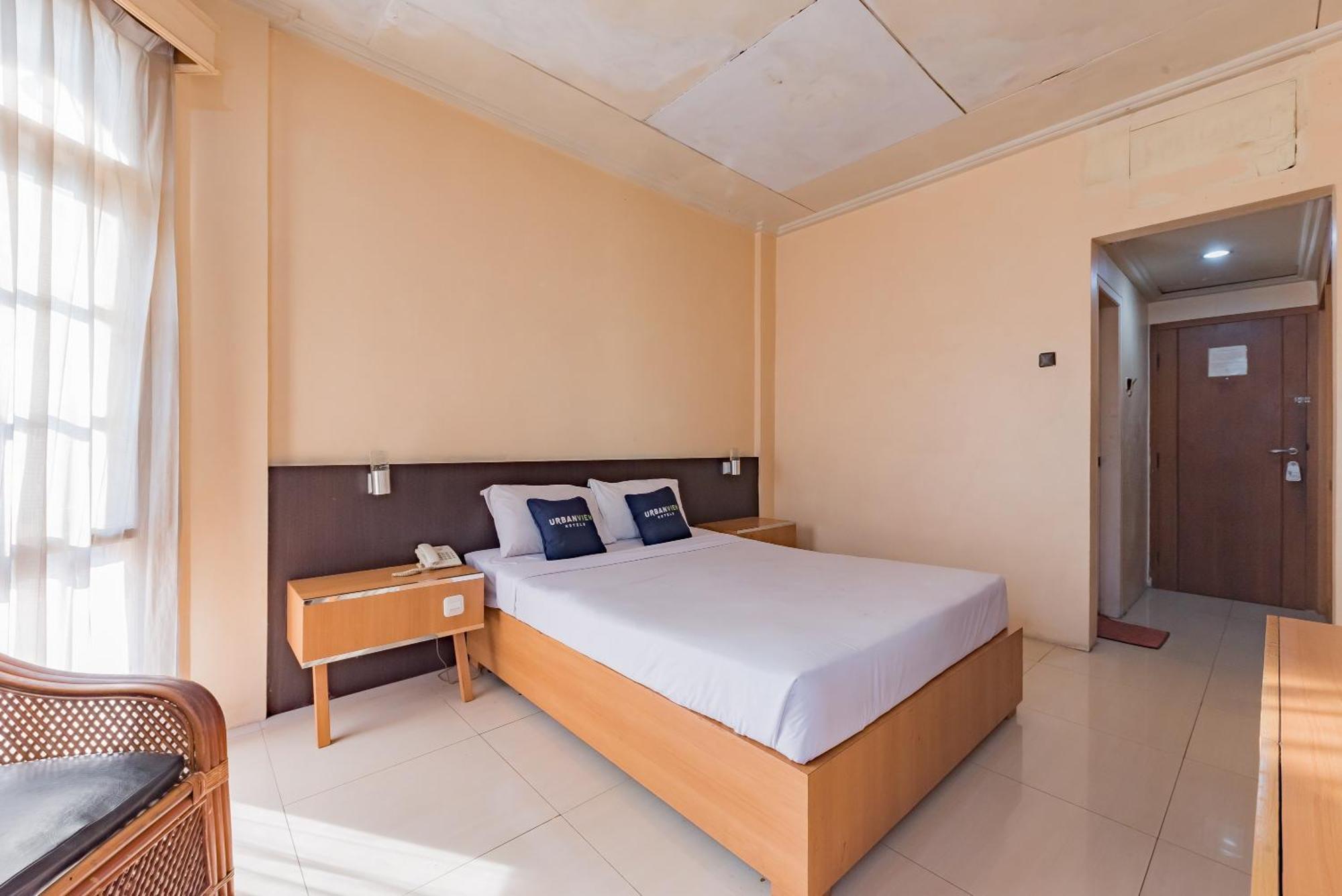 Urbanview Hotel Crown Tasikmalaya By Reddoorz Exteriér fotografie
