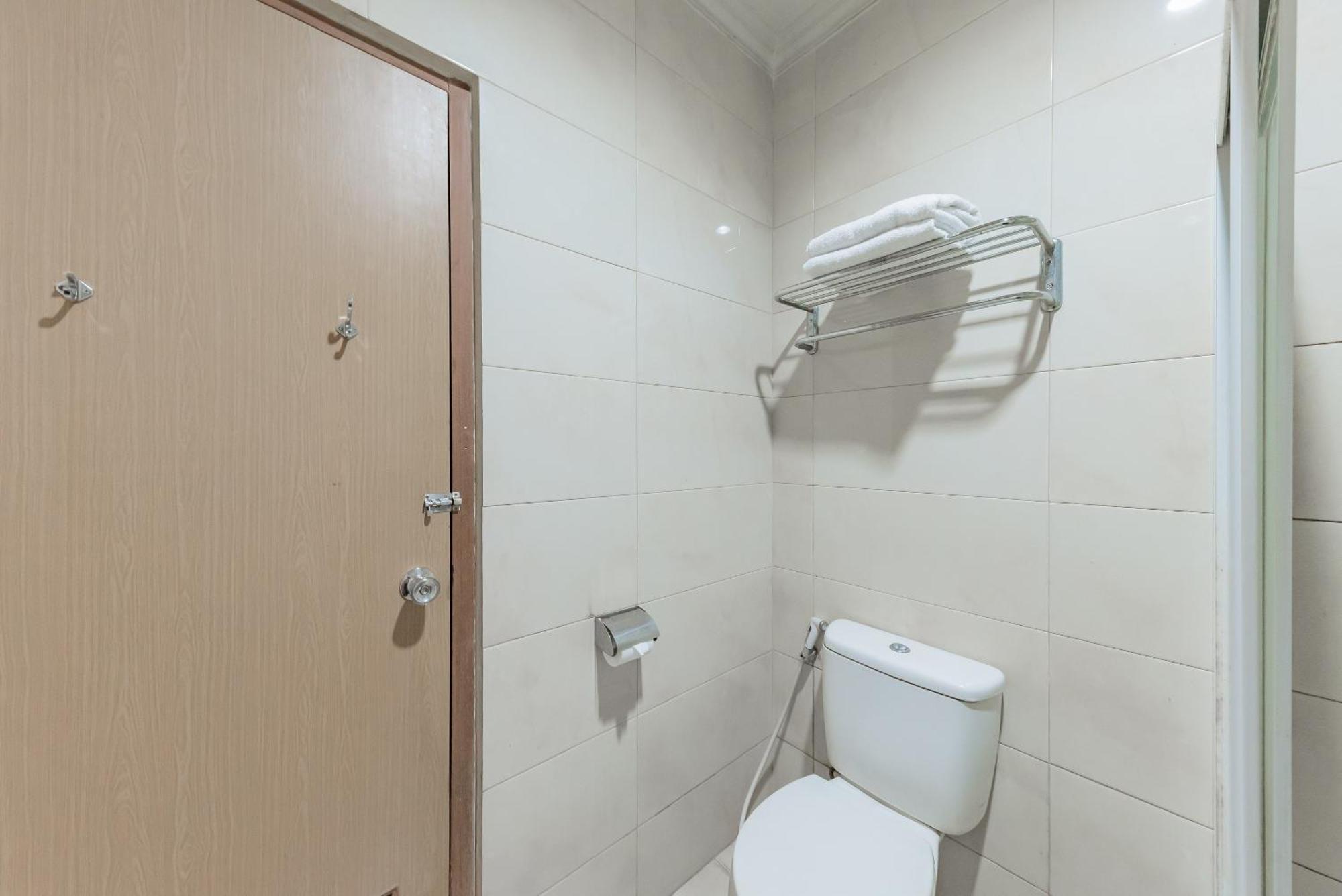 Urbanview Hotel Crown Tasikmalaya By Reddoorz Exteriér fotografie